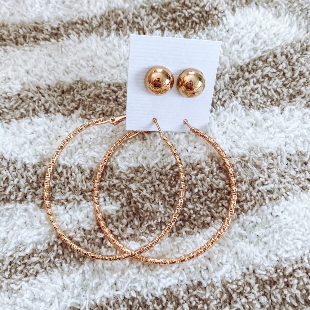 fashion earring textured hoop and stud set